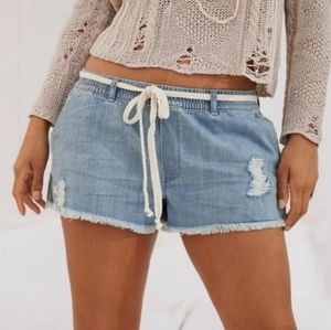 AERIE Belted High Waisted Distressed Frayed Hem Pull On Chambray Shorts NWT Sz S